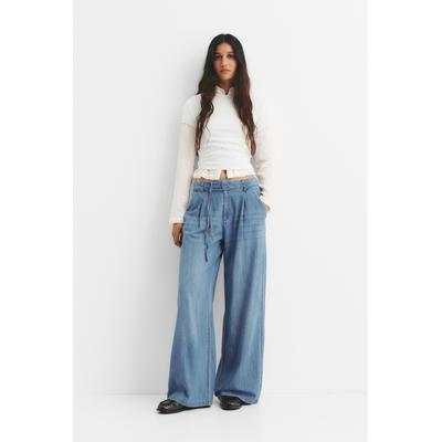 Wide-Leg Jeans With Drawstring