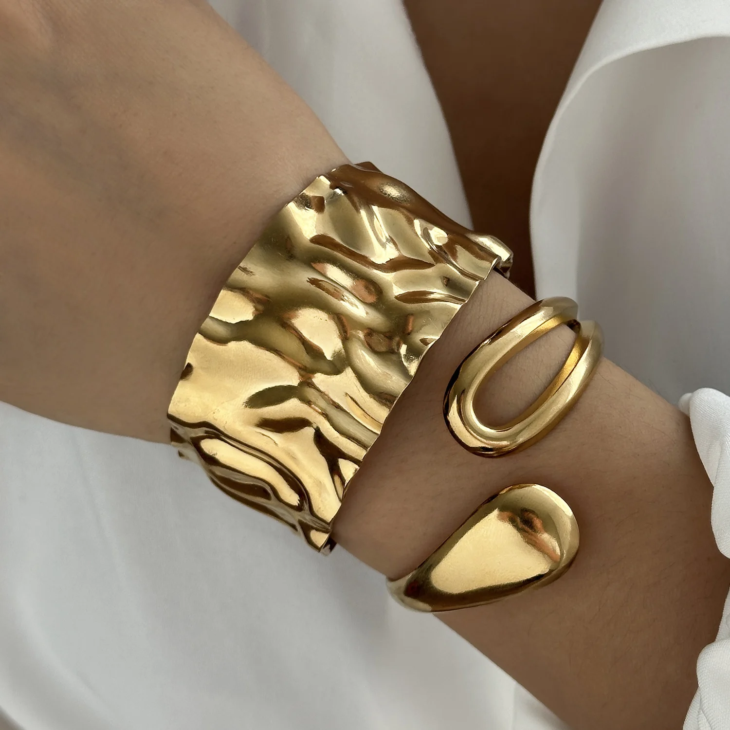 Vintage Unregelmäßige Armband für Frauen Edelstahl Gold Farbe Offene Manschette Armreif Exquisite Luxus Wasserdicht Schmuck Zubehör Image