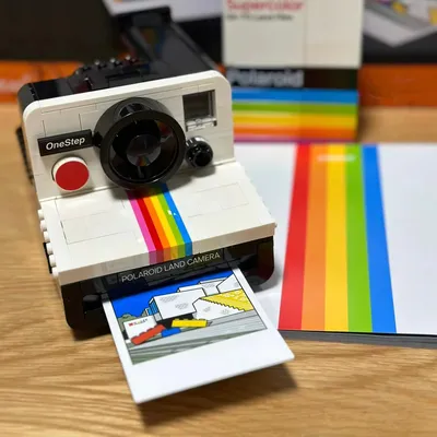 Creative series Polaroid camera men and women collection retro building block toys boys and girls gifts classic camera children