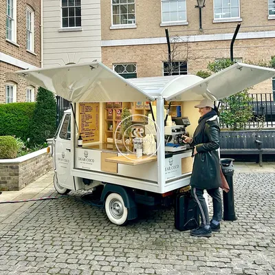 2024 Ape Tuk Tuk Food Tricycle Cart For Sale Electric 3 Wheels Coffee Bar Food Truck
