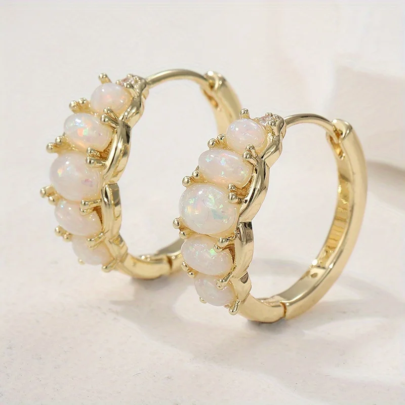 Schlichte und stilvolle runde Ohrringe, perfekt für Frauen als Weihnachtsgeschenke für den täglichen Freizeitpartys Image