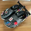 Cartoon Nette Loch Sandalen Rennen Auto Hausschuhe Jungen Strand Casual Schuhe Atmungsaktive Gelee Garten Hohl-Out Eva Strand Kinder schuhe