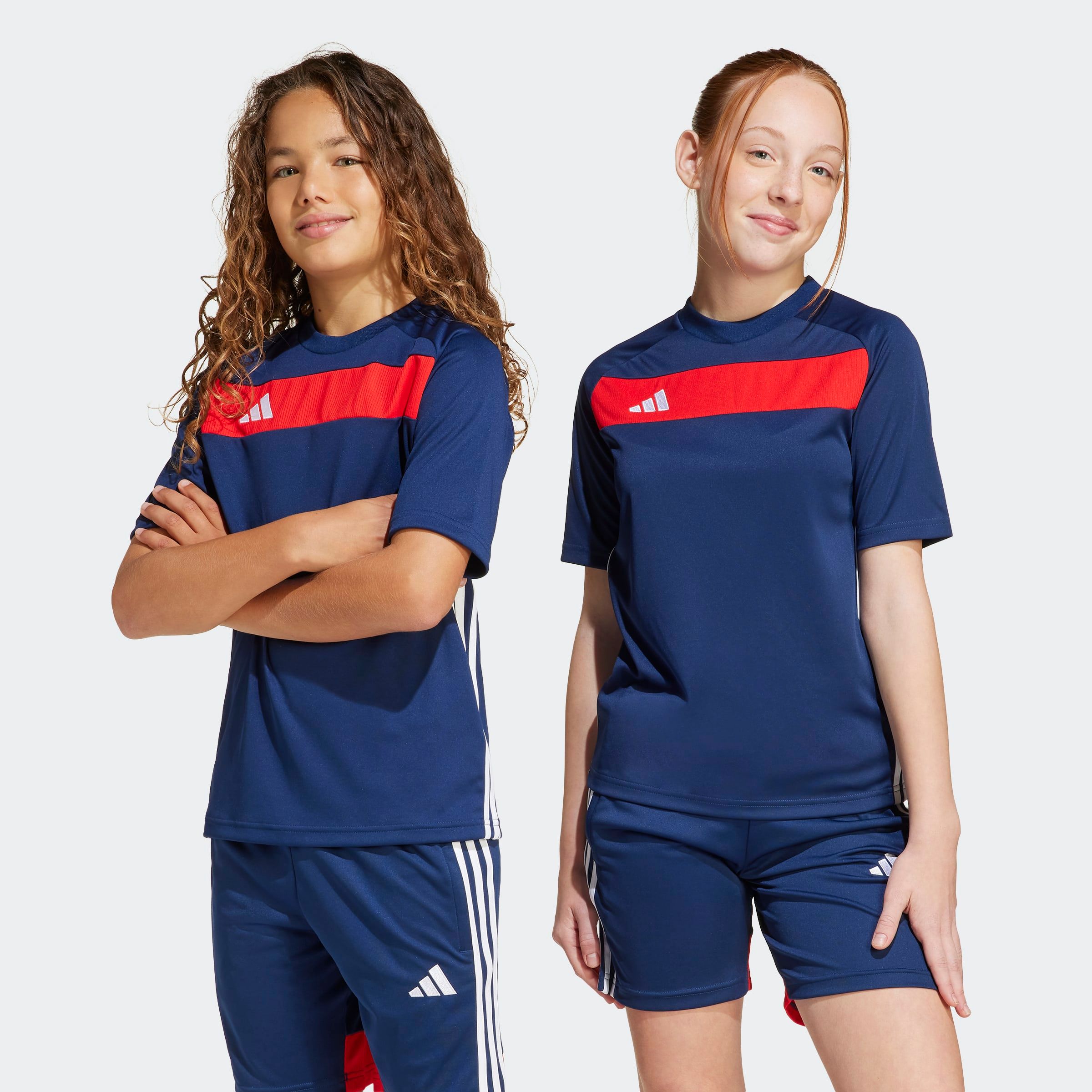 Fußballtrikot ADIDAS PERFORMANCE "TIRO ES JSY Y", Jungen, Gr. 128, blau (team navy blau, rot), Obermaterial: 100% Polyester, Rundhals, Trikots Fußballtrikot