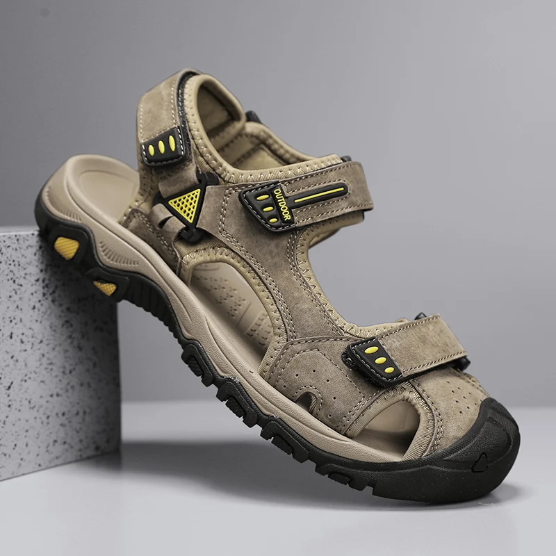 Sommer Baotou Männer Sandalen Outdoor Sport Anti-kollision männer Schuhe Weiche Gummi Leichte Wanderschuhe Flache Schwarze Flip-flops