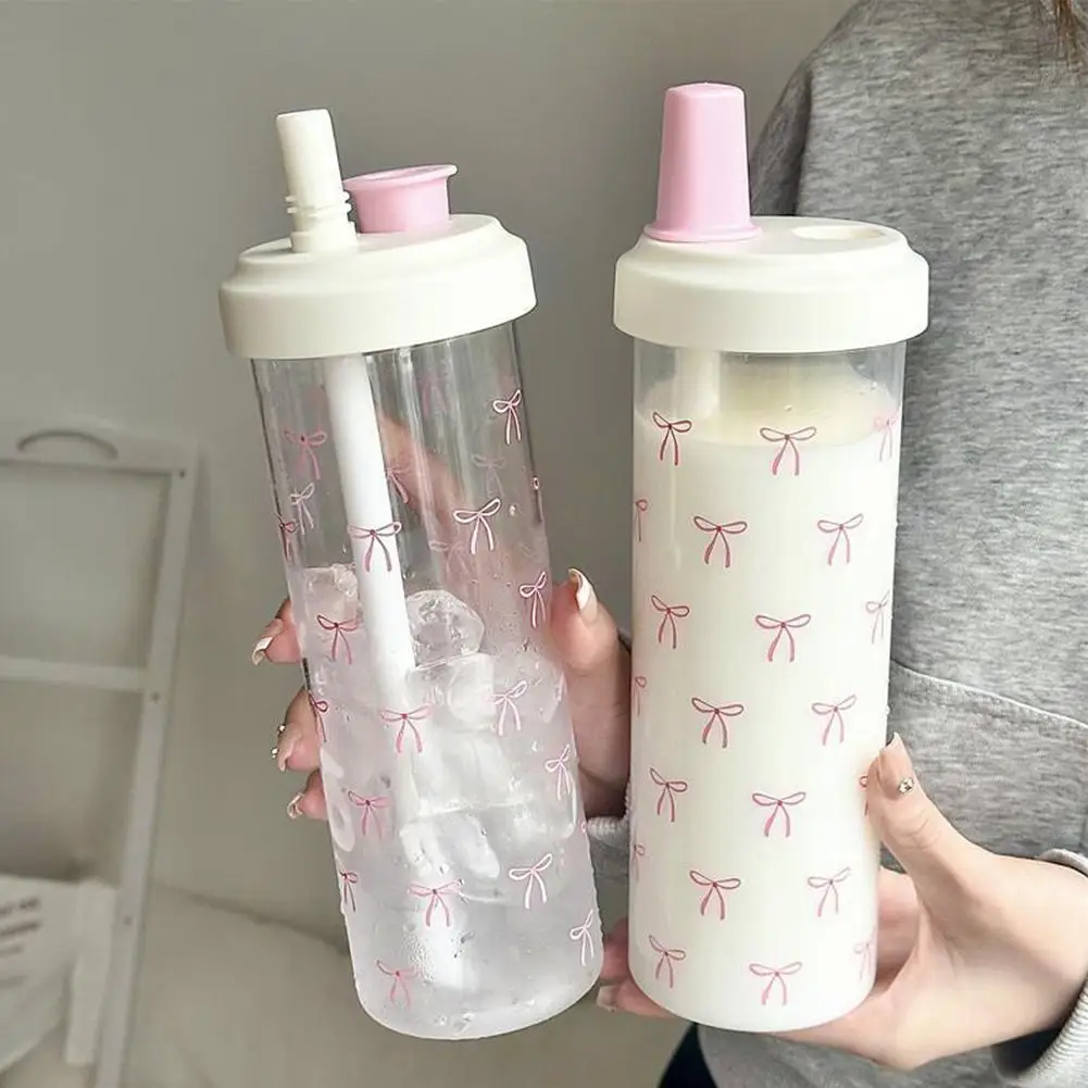 Rosa Schleife Tumbler Transparenter Stroh Wasserbecher Niedliche tragbare Wasserflasche für Outdoor-Schule Trinkwasserflaschen ﻿ Image