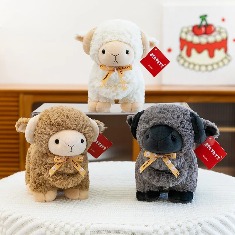 23 cm Weiche Lockige Schafe Plüsch Spielzeug Film Kuscheltiere Weiche Alpaka Plüsch Puppen Gefüllte Schafe Plushie Baby Spielzeug Geschenke für Kinder
