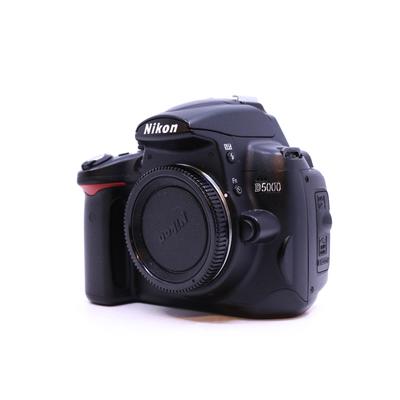 Used Nikon D5000
