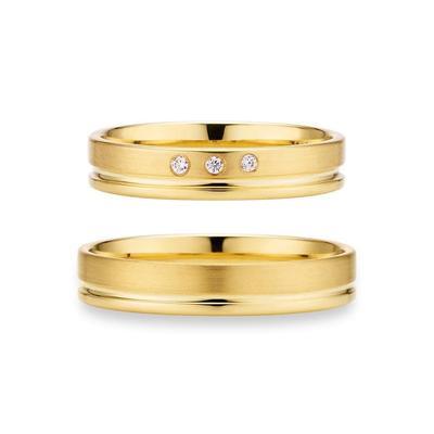 Trauring PHÖNIX "Schmuck Geschenk Gold 333 Trauring Ehering LIEBE versch. Varianten" Gr. 57, gold (gelbgoldfarben), Fingerringe, 57, ohne Brillanten, Gelbgold 333, 4,0mm, Made in Germany, wahlweise mit oder ohne Brillanten Image