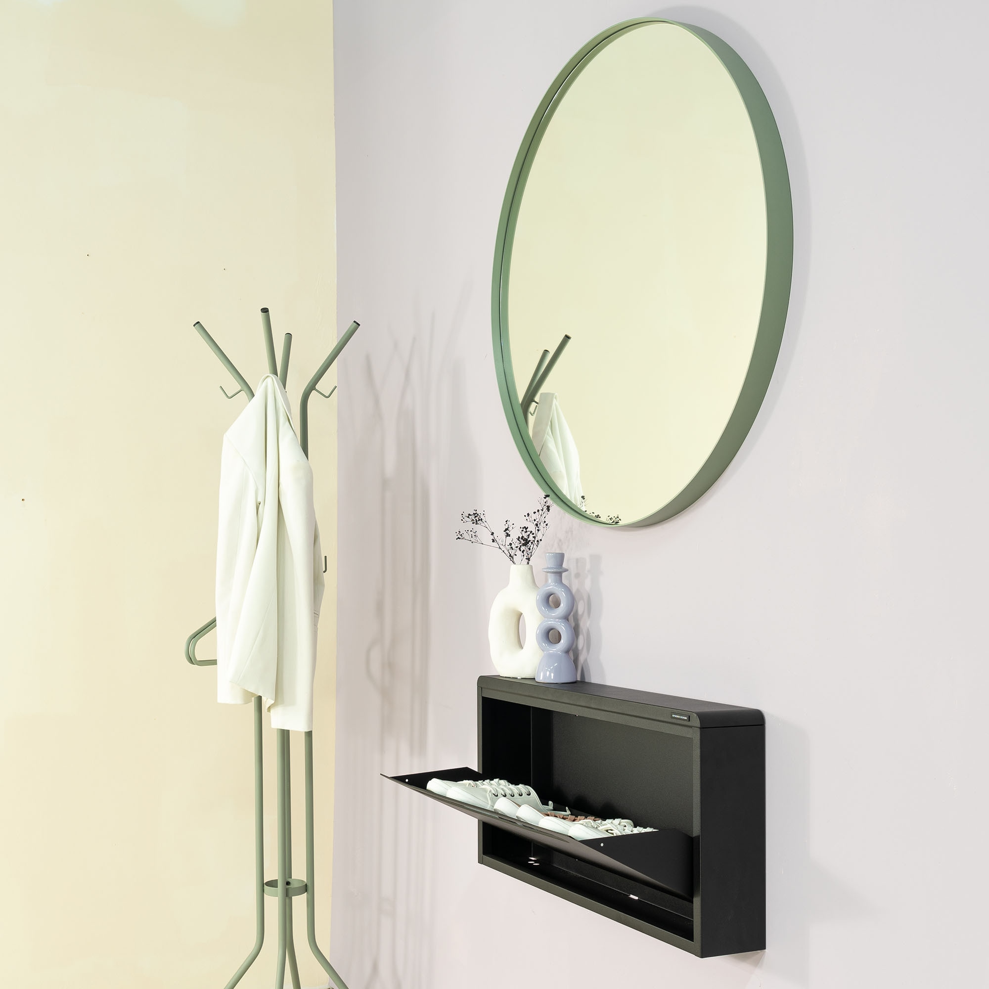 Schuhschrank SPINDER DESIGN "MARIO", schwarz, B:75cm H:37,7cm T:12,6cm, Stahl, Schränke, Schuhschrank, Stahlschuhschrank mit Schlitz