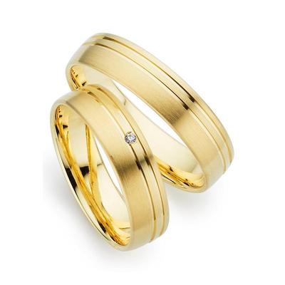 Trauring PHÖNIX "Schmuck Geschenk Gold 333 Trauring Ehering LIEBE versch. Varianten" Gr. 51, gold (gelbgoldfarben), Fingerringe, 51, 0,01 ct SI = kleine Einschlüsse mit Brillant, Gelbgold 333, 5,0mm, Made in Germany, wahlweise mit oder ohne Brillant Image