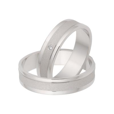 Trauring FIRETTI "Schmuck Geschenk Hochzeit Ehering Trauring "LIEBE" Gr. 19, silber (silberfarben), Fingerringe, 19, ohne Zirkonia, Silber 925 (Sterlingsilber), 5mm, Made in Germany - wahlweise mit oder ohne Zirkonia (synth.) Image
