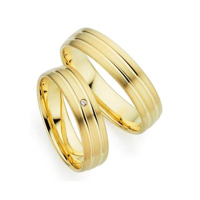Trauring PHÖNIX "Schmuck Geschenk Gold 333 Trauring Ehering LIEBE versch. Varianten" Gr. 51, gold (gelbgoldfarben), Fingerringe, 51, 0,01 ct SI = kleine Einschlüsse mit Brillant, Gelbgold 333, 5,0mm, Made in Germany, wahlweise mit oder ohne Brillant Image