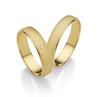 Trauring FIRETTI "Schmuck Geschenk Gold 375 Hochzeit Ehering "LIEBE" Gr. 60, gold (gelbgoldfarben), Fingerringe, 60, 0,01 ct SI = kleine Einschlüsse mit Brillant, Gelbgold 375, 4,5mm, Made in Germany, wahlweise mit oder ohne Brillant Image