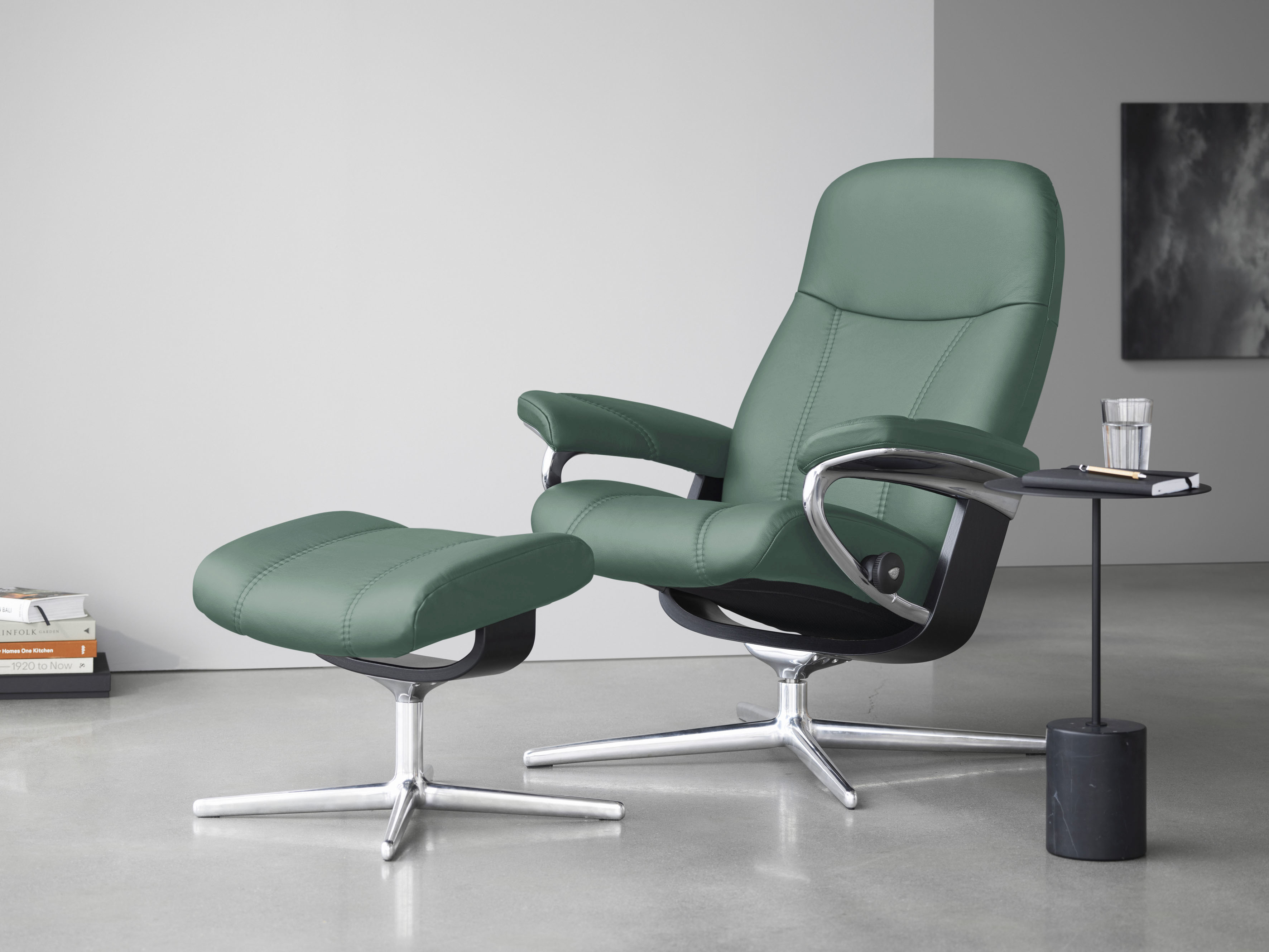 Relaxsessel STRESSLESS "Consul", grün (aqua grün paloma), B:82cm H:102cm T:72cm, Leder PALOMA: PALOMA ist ein durchgefärbtes Semianilin-Möbelleder mit natürlicher Narbung., Sessel, Relaxsessel, mit Hocker, mit Cross Base, Größe S, M & L, Holzakzent...