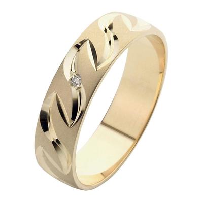 Trauring FIRETTI "Schmuck Geschenk Gold 375 Hochzeit Ehering "LIEBE" Gr. 22, gold (gelbgoldfarben), Fingerringe, 22, 0,01 ct SI = kleine Einschlüsse mit Brillant, Gelbgold 375, 5mm, Made in Germany, wahlweise mit oder ohne Brillant Image