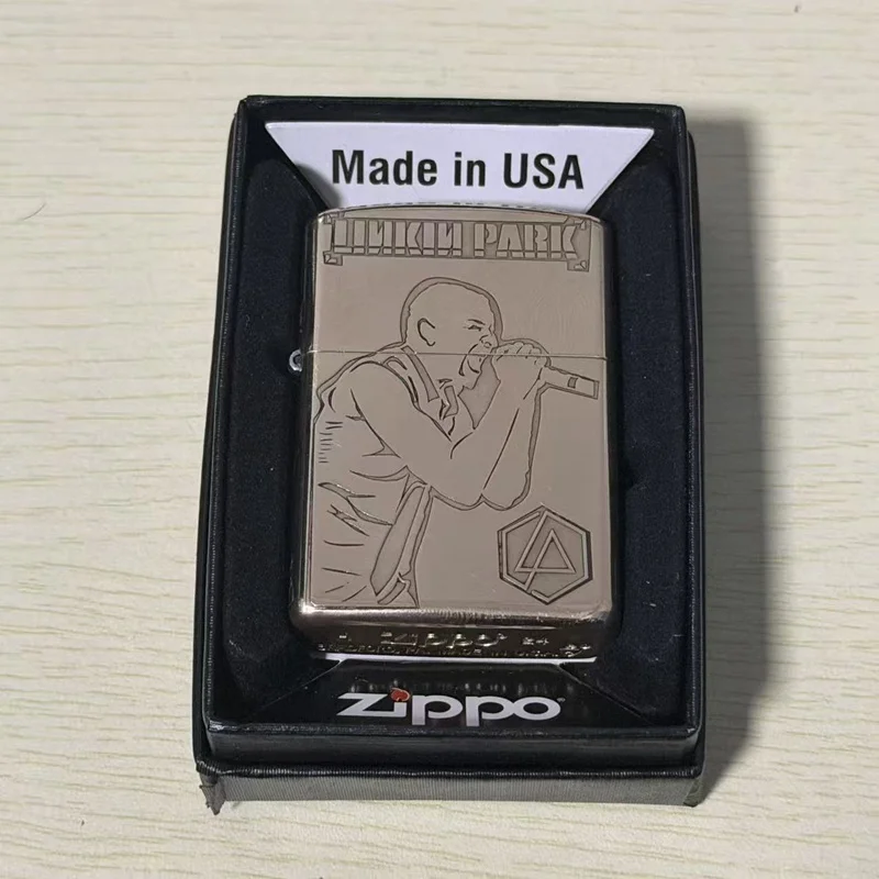 Zippo Feuerzeug Golden Brass Embossed Linkin Rock Musician Park Windproof Collection im Karton Image
