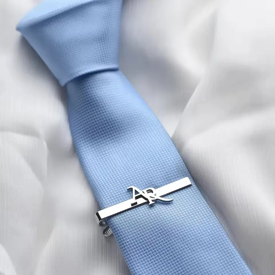 Sipuris Benutzerdefinierte Initial Name Krawattenklammer für Männer, Edelstahl, personalisierter Krawattenverschluss, trendiger Hip-Hop-Schmuck, Hochzeitsgeschenke