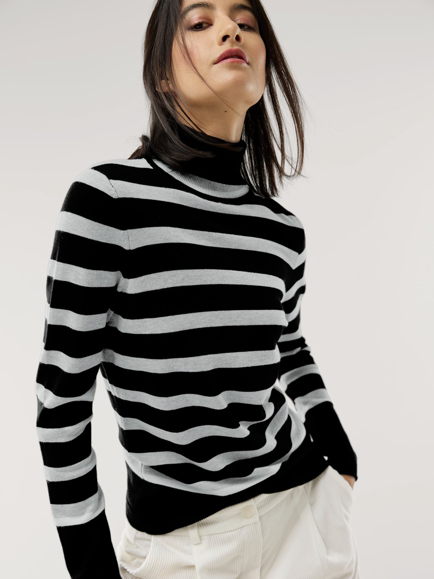 Walbusch Damen Viskose Rollkragen-Pulli Hautschmeichler Schwarz gestreift