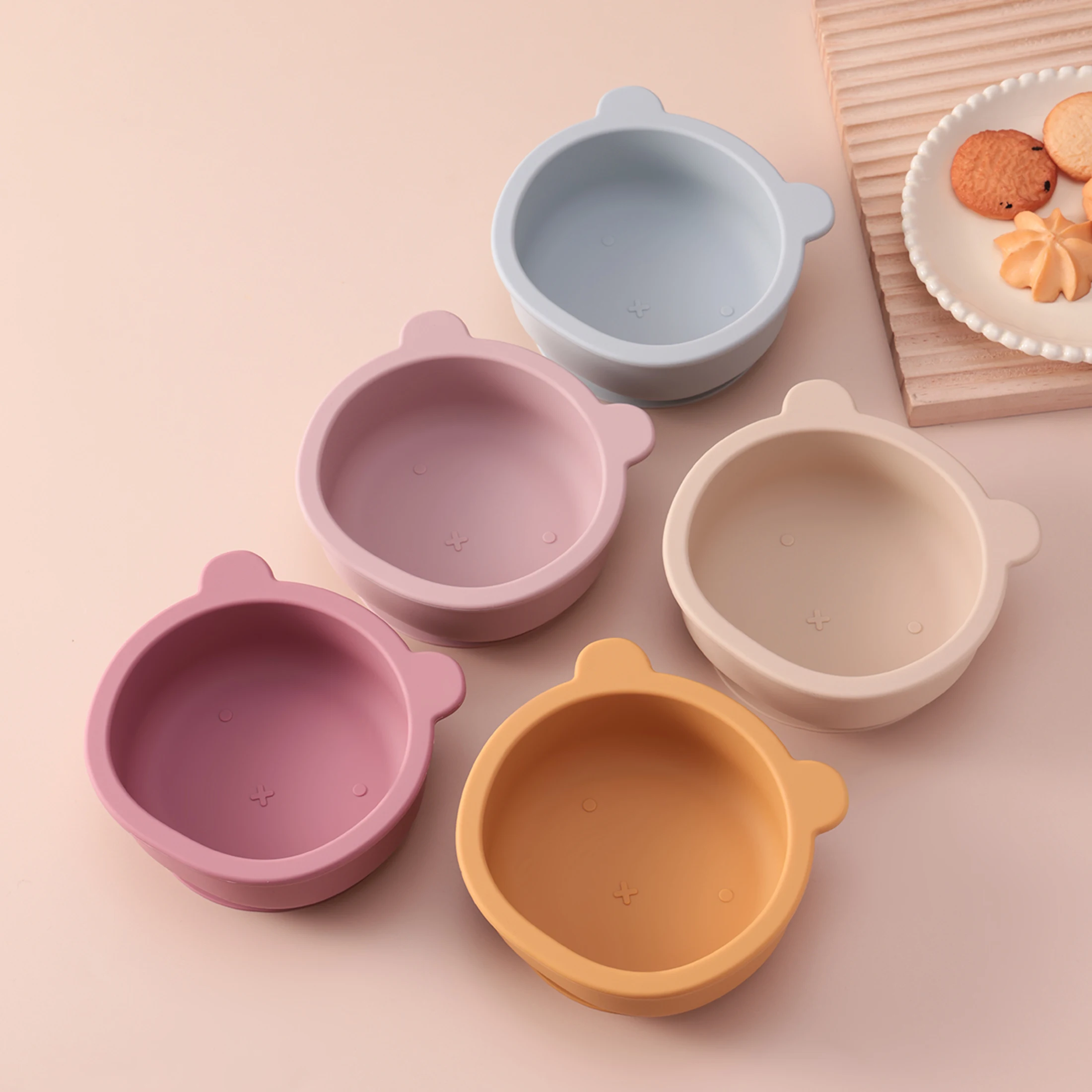1PCS Silikon Cartoon Bär Saugnapf BPA FREI Kleinkind Selbst Fütterung Gericht Anti Slip Ausbildung Geschirr Für Kinder Zubehör Image