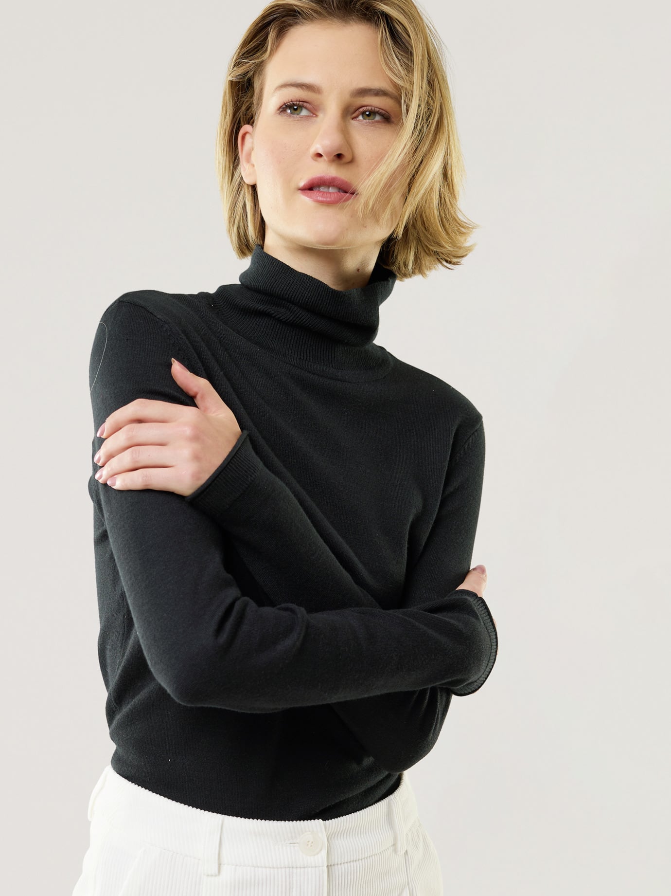 Walbusch Damen Viskose Rollkragen Pullover Hautschmeichler Schwarz