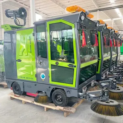 Street Cleaning Road Sweeper Vehicle Electric Ride On Vacuum Sweeper Machine With Brushes For City Sidewalk Cleaning