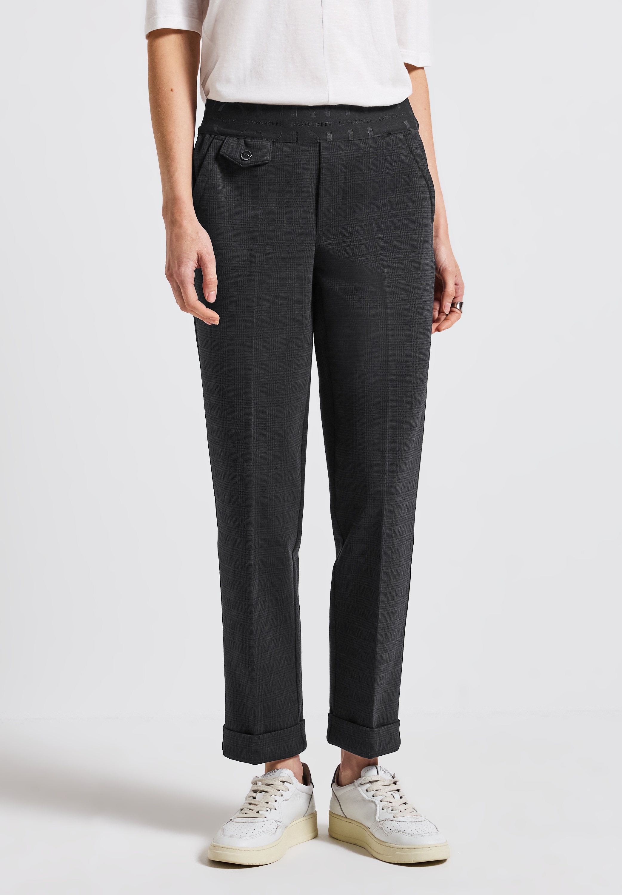 Chinohose STREET ONE, Damen, Gr. 46, Länge 28, schwarz, Jersey, 53% Polyester, 22% Polyamid, 22% Viskose, 3% Elasthan, kariert, comfort fit knöchelfrei, Hosen Chinohose, Middle Waist