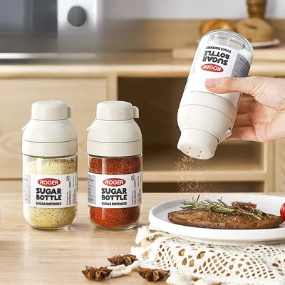 Quantitative Salt Jar Seasoning Bottle Jar Household Salt Control Bottle Sprinkle Salt Jar Kitchen MSG Seasoning Box Seasoning J