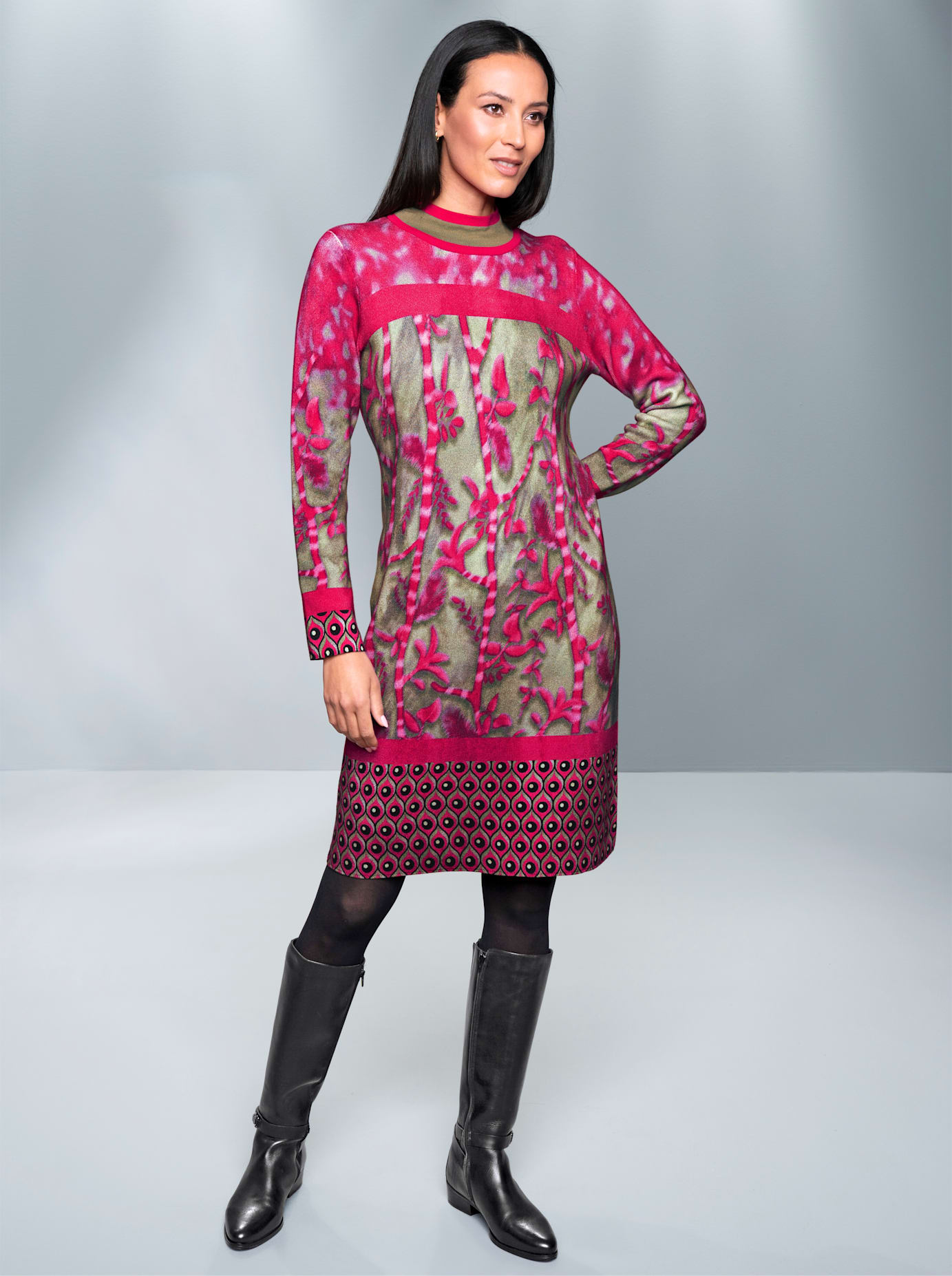 Strickkleid HEINE "Strickkleid", Damen, Gr. 50, Normalgrößen, bunt (pink, khaki, gemustert), Strick, 60% Viskose, 40% Baumwolle, geblümt, gemustert, mehrfarbig, kurz, Kleider Image