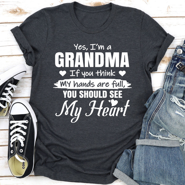 Yes, I Am A Grandma White S