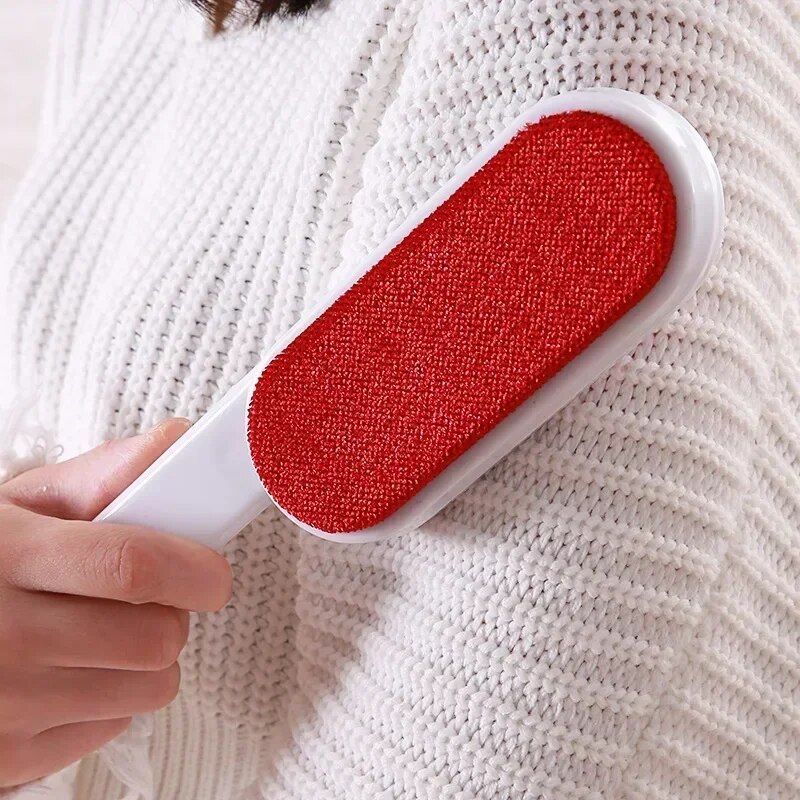 Double Sided Reusable Lint Remover Brush For Clothes, Coats, Sweaters, Pet Hair Anti Static Household Cleaning Tool 1PCS RED