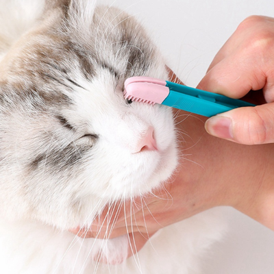 Pet Grooming Comb, Tear Stain Remover & Eye Cleaning Brush For Small Cats & Dogs Pet Grooming Comb, Tear Stain Remover & Eye Cleaning Brush For Small Cats & Dogs