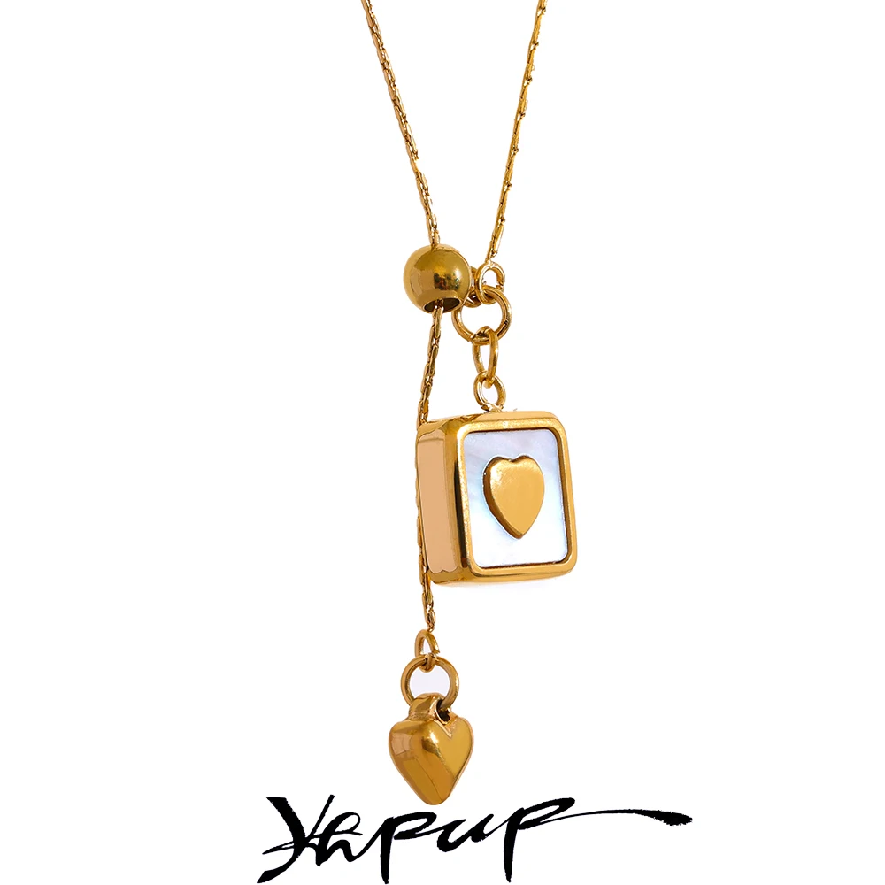 Yhpup Stilvolle quadratische Herz-Muschel-Anhänger aus Edelstahl, romantische Halskette für Damen, Statement-Statement, 18 Karat vergoldet, wasserdichter Schmuck Image