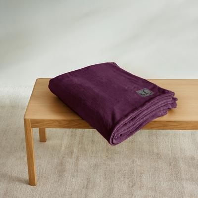 Wohndecke S.OLIVER "s.Oliver Decke Kuschelsoft", lila (dunkelpflaume), B:150cm L:200cm, Wohndecken, 150 x 200 cm (Breite x Länge), in bunten Farben Image