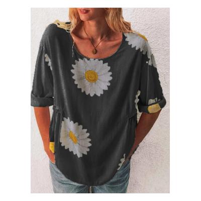 Damen T-Shirt in Übergröße mit Rundhalsausschnitt und halben Ärmel, Blumenmuster Image