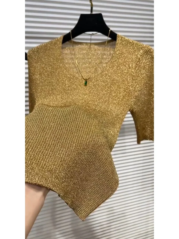 T-shirt dorata a maniche corte da donna 2025 Top estivo lavorato a maglia in seta ghiacciata slim nuovo stile chic