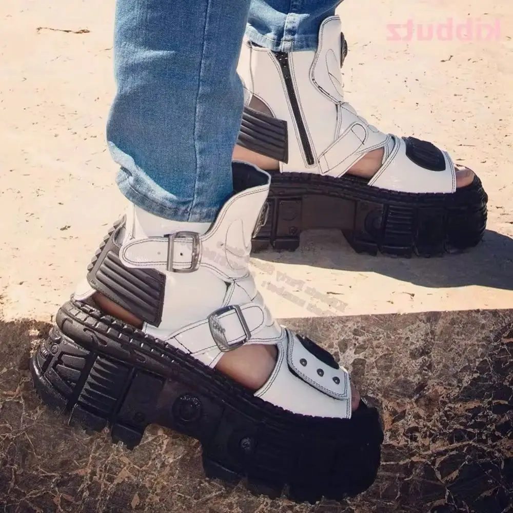 Punk Rock Gothic Sandalen Stiefel Dunklen Stil Y2k Dicken Boden Runde Kappe Gürtel Schnalle Knöchel Riemen Mode Sexy Prägnante Schuhe Neueste