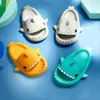 Sommer Kinder Hausschuhe Kinder Niedlichen Cartoon Shark Strand Sandalen Dicke Sohle EVA Weichen Boden Nicht-Slip Baby Schuhe Für jungen Mädchen