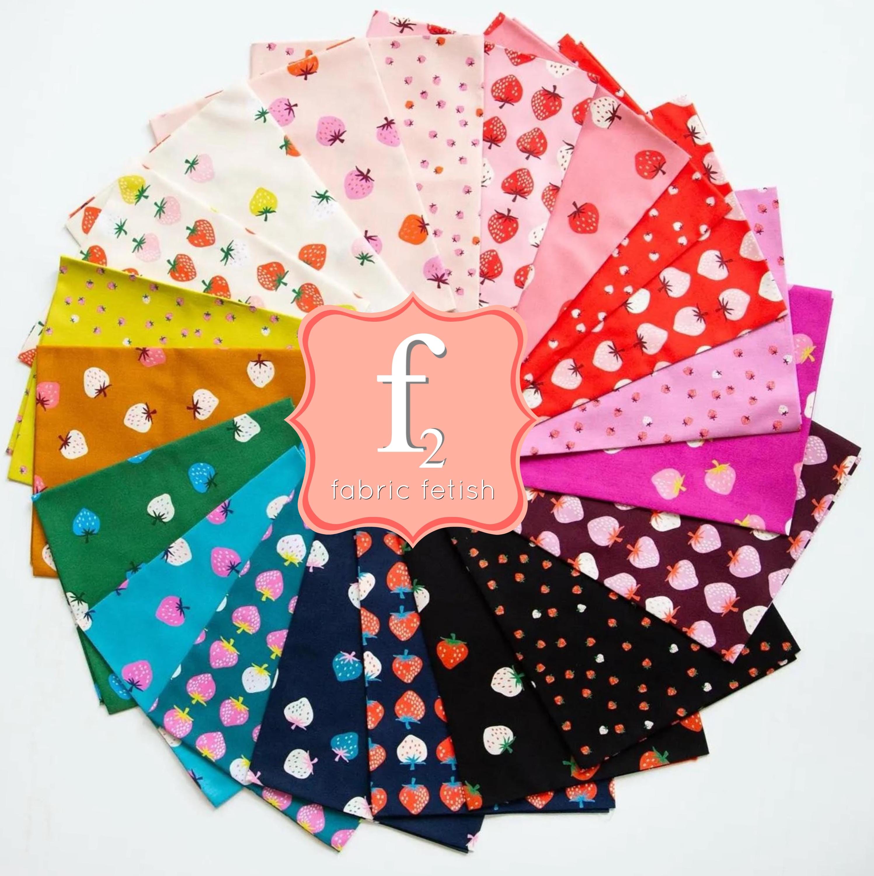 Confezione da 20 pezzi di tessuto FAT QUARTER Strawberry - Kimberly Kight - Tessuto Ruby Star Society - Moda 100% cotone per quilter