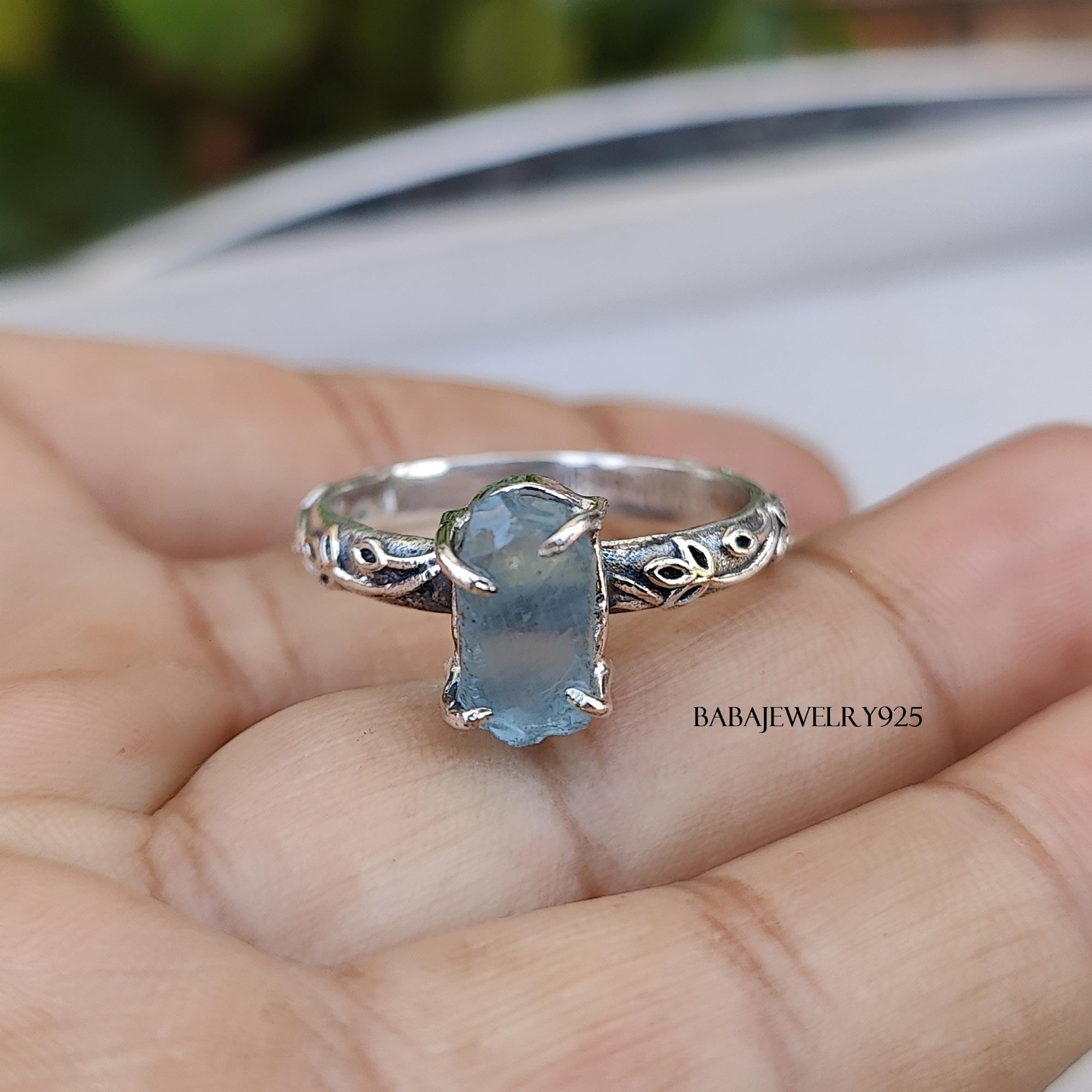 Anello con acquamarina grezza, anello in argento sterling 925, anello fatto a mano, anello grazioso, anello con cristallo curativo, anello con pietra