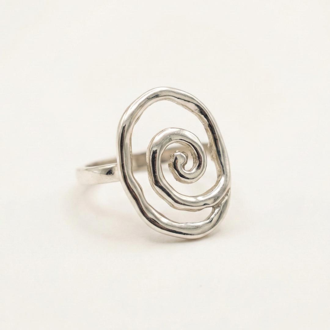 Anello infinito, anello a spirale, anello in argento massiccio, anello importante, anello artistico, anello a spirale, anello unico, anello a spirale