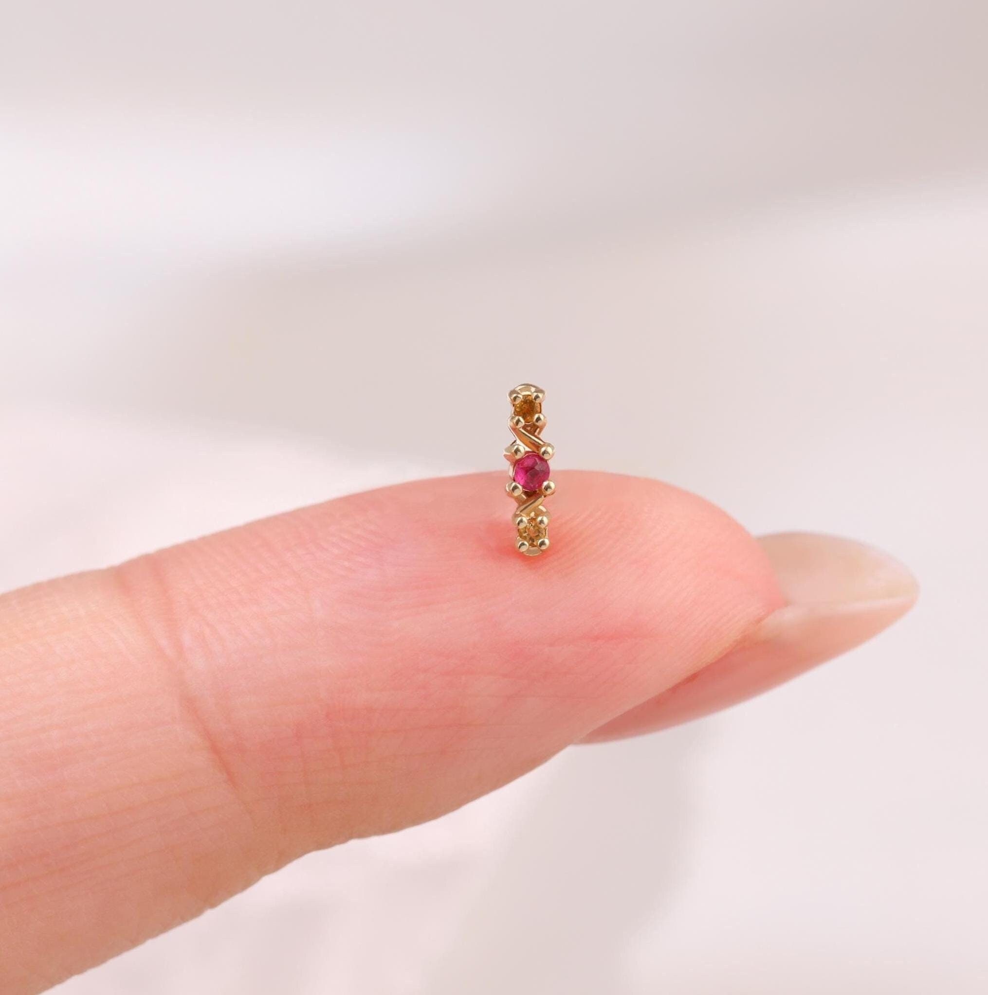 Orecchino a perno con pietra preziosa in oro massiccio 14K/Orecchino per cartilagine con rubino/Orecchino con perno a pressione senza filetto/Orecchin