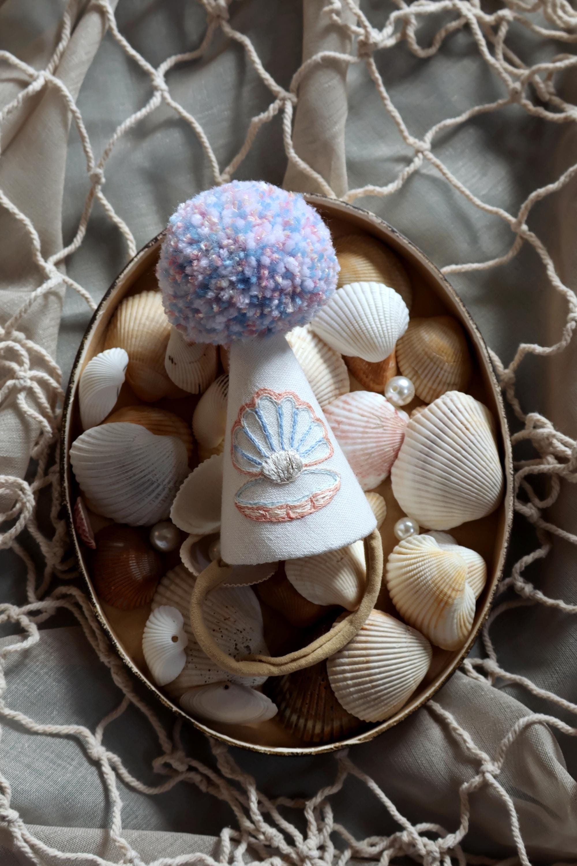 Cappello da festa di perle, cappello da festa, cappello da festa con ricamo, mini cappello da festa, cappello da compleanno bianco, cappello da primo