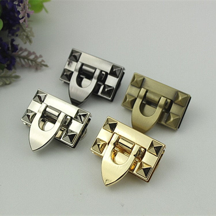 Rettangolo Twist Turn Lock 40mm Borsa Charm Organizer Luggage Hardware Antique Gold Lock And Key Closure Small Bag Clutch Metal Accessories