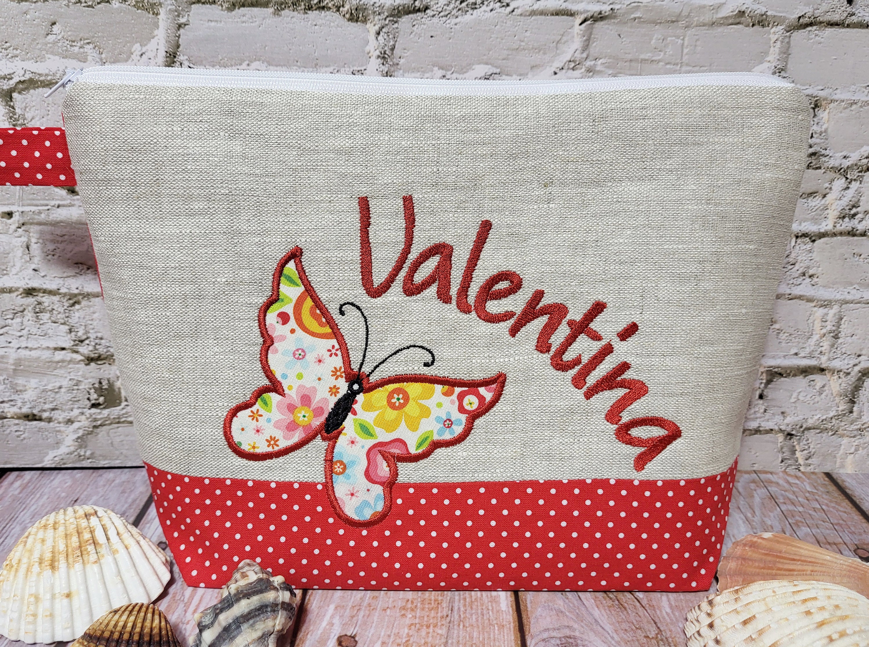 borsa ricamata FARFALLA + nome //rosso - naturale// borsa per pannolini borsa da toilette borsa per pannolini borsa da toilette 20 caratteri borsa per