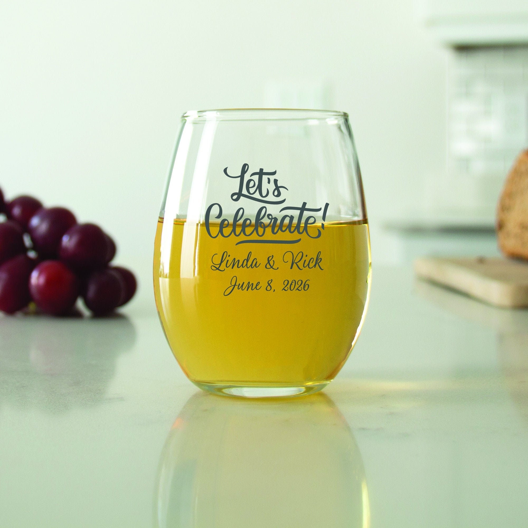 24 pezzi - Bicchiere da vino senza stelo personalizzato da 9 once - Festeggiamo - Bicchiere da vino senza stelo personalizzato unico - Bomboniere per