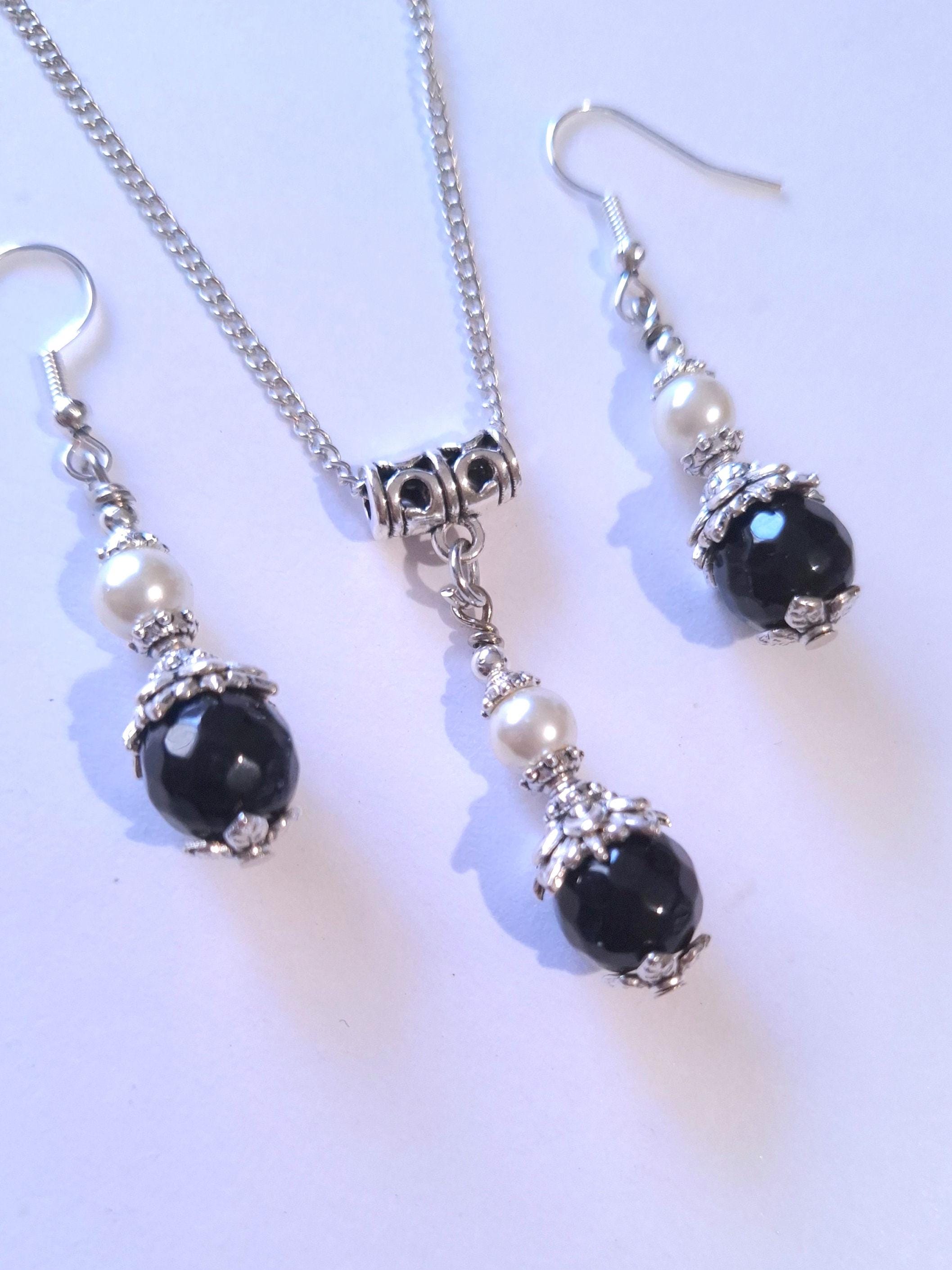 Set di gioielli in argento e onice nero, set di perle bianche, collana e orecchini, set di gioielli vittoriani, set Boho, set di gioielli in argento e