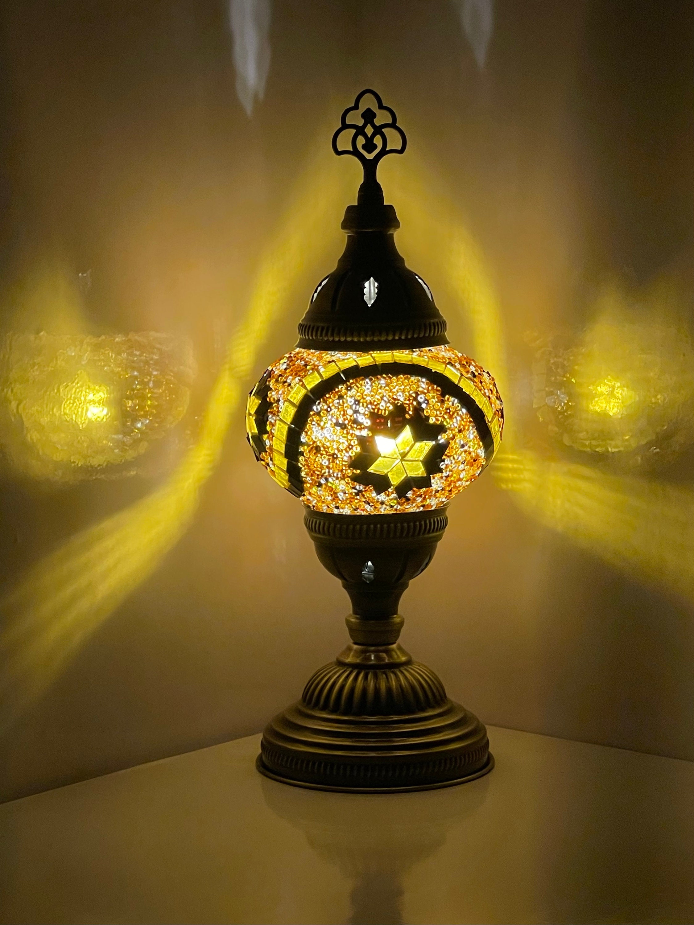Consegna GRATUITA e lampadina a LED Lampada da tavolo turca di colore dorato, lampada da tavolo in mosaico turco marocchino, lampada da tavolo luminos