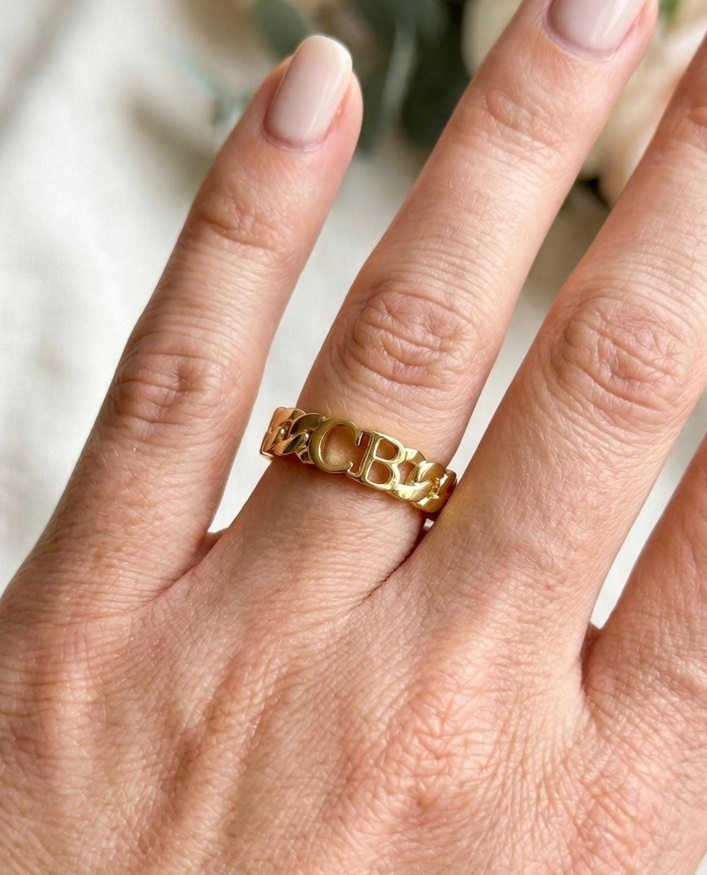 Anello con maglie cubane in oro massiccio, anello con iniziale, anello con maglie cubane, anello impilabile, anello personalizzato, anello con promess