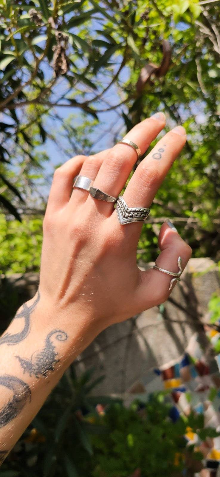 Anello midi Anello sopra la nocca Anello per mignolo Anello midi in argento Anello midi in oro Anello minimal per la nocca Anello a fascia per la nocc