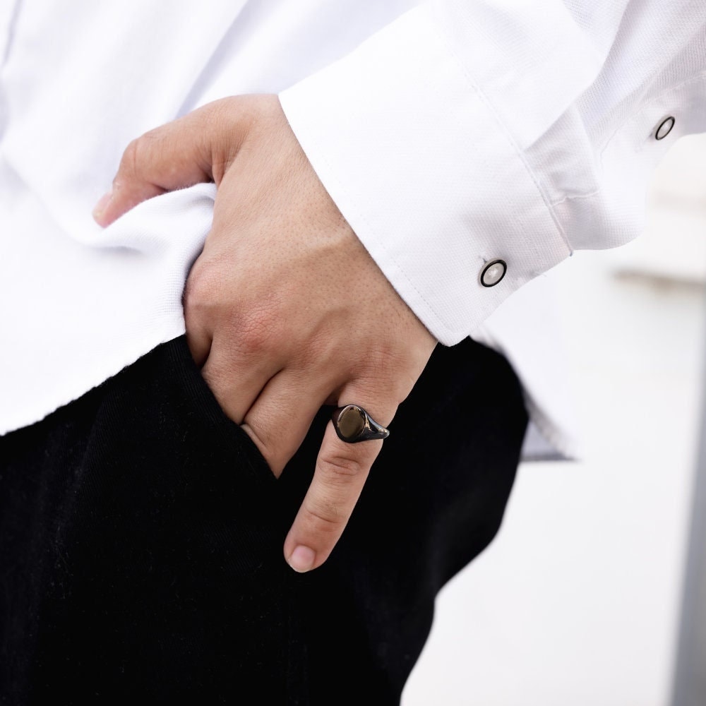 Anello da uomo - Anello con sigillo in onice nero - Anello in onice da uomo - Anello con sigillo nero da uomo - Anello con sigillo da uomo - Anello co